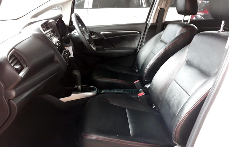 ขายรถเก๋งมือสอง-honda-ฮอนด้า-jazz-แจ๊ส-รถปี2020-รหัส67218-3832a1b8.jpg ขายรถเก๋งมือสอง-honda-ฮอนด้า-jazz-แจ๊ส-รถปี2020-รหัส67218-3832a1b8.jpg