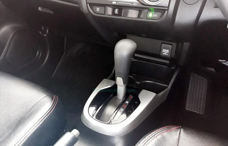 ขายรถเก๋งมือสอง-honda-ฮอนด้า-jazz-แจ๊ส-รถปี2020-รหัส67218-4620a945.jpg ขายรถเก๋งมือสอง-honda-ฮอนด้า-jazz-แจ๊ส-รถปี2020-รหัส67218-4620a945.jpg