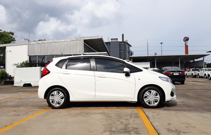 ขายรถเก๋งมือสอง-honda-ฮอนด้า-jazz-แจ๊ส-รถปี2020-รหัส67218-9b7b1857.jpg ขายรถเก๋งมือสอง-honda-ฮอนด้า-jazz-แจ๊ส-รถปี2020-รหัส67218-9b7b1857.jpg