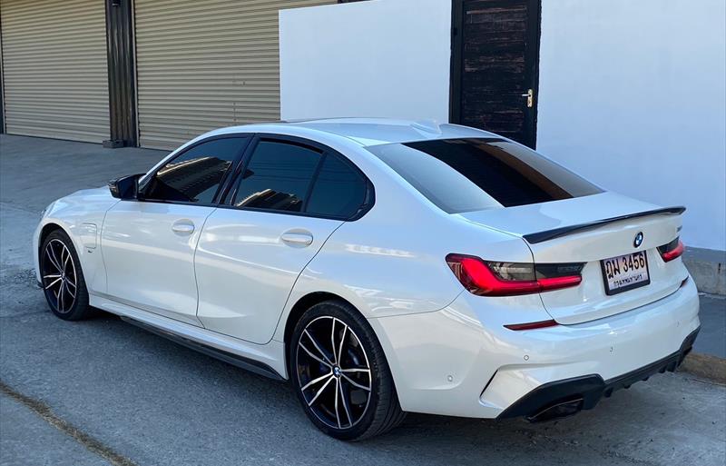 ขายรถเก๋งมือสอง-bmw-บีเอ็มดับบลิว-330e-รถปี2021-รหัส67225-8bd263db.jpg ขายรถเก๋งมือสอง-bmw-บีเอ็มดับบลิว-330e-รถปี2021-รหัส67225-8bd263db.jpg
