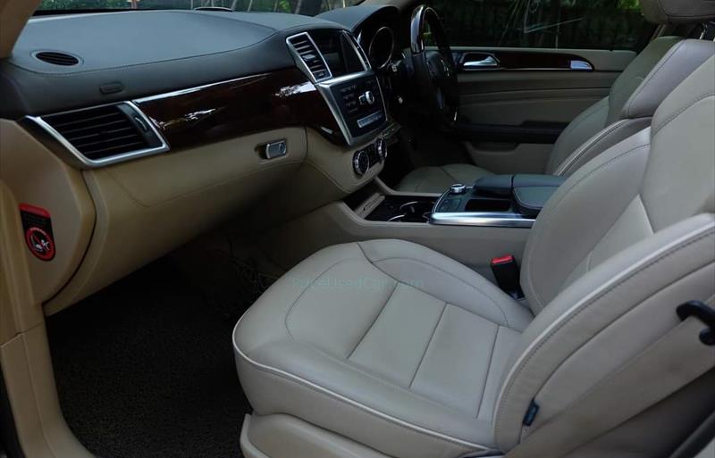 ขายรถเก๋งมือสอง-mercedes-benz-เมอร์เซเดสเบนซ์-ml250-cdi-amg-รถปี2013-รหัส67268-d8bb3d33.jpg ขายรถเก๋งมือสอง-mercedes-benz-เมอร์เซเดสเบนซ์-ml250-cdi-amg-รถปี2013-รหัส67268-d8bb3d33.jpg