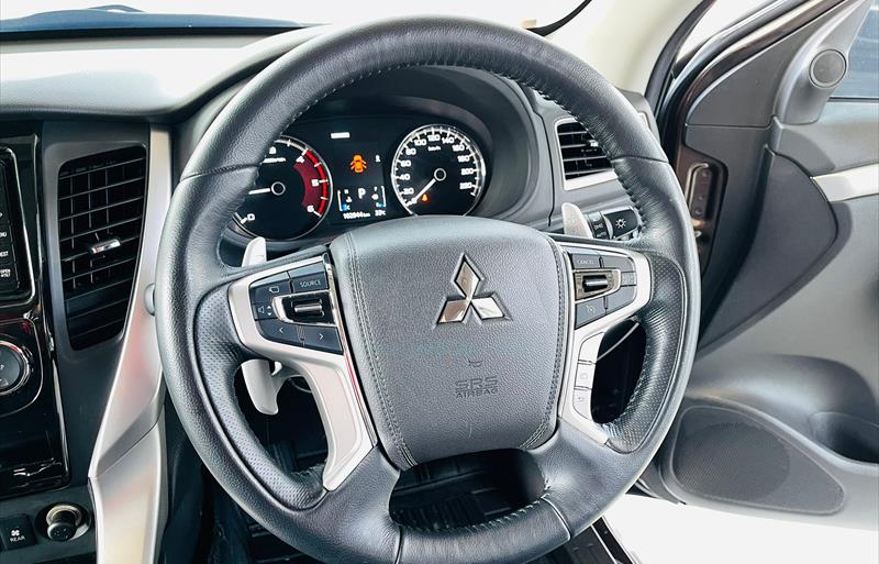 ขายรถ-suv-มือสอง-mitsubishi-มิตซูบิชิ-pajero-sport-ปาเจโร่-สปอร์ต-รถปี2015-รหัส67301-73214bc1.jpg ขายรถ-suv-มือสอง-mitsubishi-มิตซูบิชิ-pajero-sport-ปาเจโร่-สปอร์ต-รถปี2015-รหัส67301-73214bc1.jpg