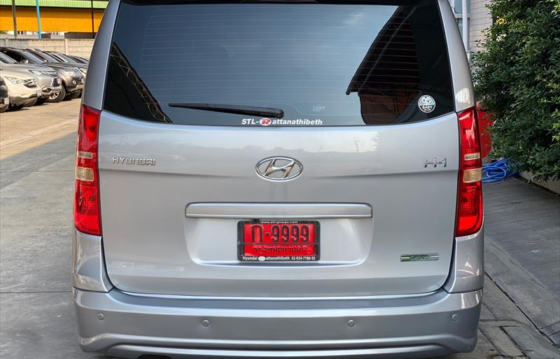 ขายรถตู้มือสอง hyundai h-1 รถปี2013 รหัส 67304 รูปที่4