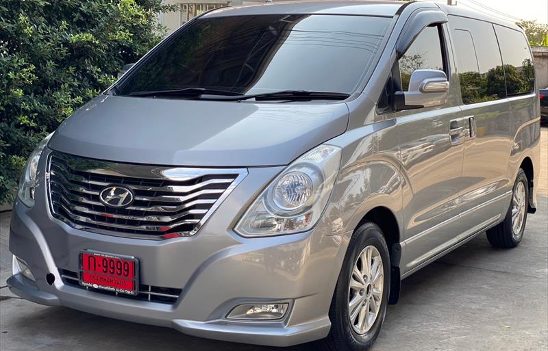 รถตู้มือสอง  HYUNDAI H-1 2.5 Deluxe รถปี2013