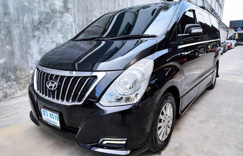 ขายรถตู้มือสอง hyundai h-1 รถปี2016 รหัส 67312 รูปที่3