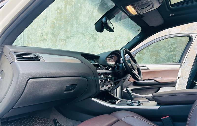 ขายรถ-suv-มือสอง-bmw-บีเอ็มดับบลิว-x4-เอ็กซ์4-รถปี2018-รหัส67324-82fff537.jpg ขายรถ-suv-มือสอง-bmw-บีเอ็มดับบลิว-x4-เอ็กซ์4-รถปี2018-รหัส67324-82fff537.jpg