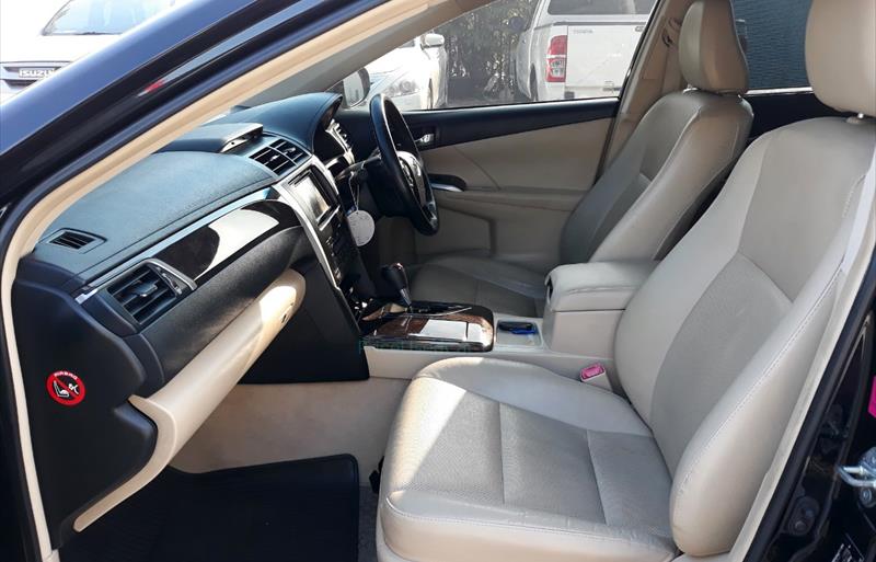 ขายรถเก๋งมือสอง-toyota-โตโยต้า-camry-คัมรี่-รถปี2016-รหัส67325-035a572a.jpg ขายรถเก๋งมือสอง-toyota-โตโยต้า-camry-คัมรี่-รถปี2016-รหัส67325-035a572a.jpg
