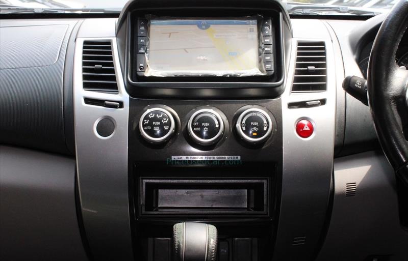 ขายรถ-suv-มือสอง-mitsubishi-มิตซูบิชิ-pajero-sport-ปาเจโร่-สปอร์ต-รถปี2015-รหัส67329-8ed241a7.jpg ขายรถ-suv-มือสอง-mitsubishi-มิตซูบิชิ-pajero-sport-ปาเจโร่-สปอร์ต-รถปี2015-รหัส67329-8ed241a7.jpg