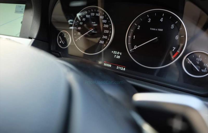 ขายรถเก๋งมือสอง-bmw-บีเอ็มดับบลิว-523i-รถปี2012-รหัส67347-02067222.jpg ขายรถเก๋งมือสอง-bmw-บีเอ็มดับบลิว-523i-รถปี2012-รหัส67347-02067222.jpg