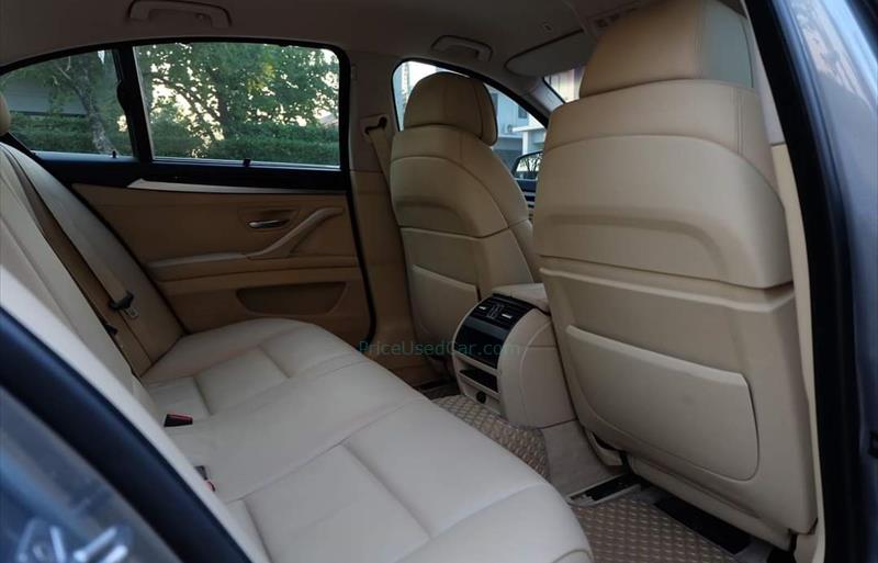 ขายรถเก๋งมือสอง-bmw-บีเอ็มดับบลิว-523i-รถปี2012-รหัส67347-4678e3c1.jpg ขายรถเก๋งมือสอง-bmw-บีเอ็มดับบลิว-523i-รถปี2012-รหัส67347-4678e3c1.jpg
