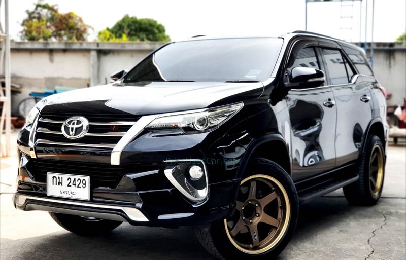 รถ SUV มือสอง  TOYOTA FORTUNER 2.4 V รถปี2016