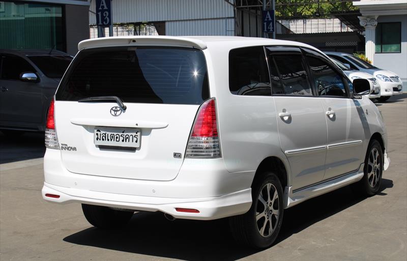 ขายรถตู้มือสอง toyota innova รถปี2011 รหัส 67393 รูปที่3