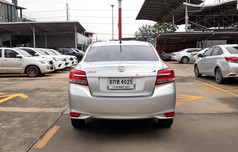 ขายรถเก๋งมือสอง-toyota-โตโยต้า-vios-วีออส-รถปี2017-รหัส67410-fc0533a8.jpg ขายรถเก๋งมือสอง-toyota-โตโยต้า-vios-วีออส-รถปี2017-รหัส67410-fc0533a8.jpg