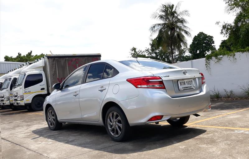 ขายรถเก๋งมือสอง toyota vios รถปี2017 รหัส 67411 รูปที่3