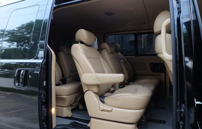 ขายรถตู้มือสอง hyundai h-1 รถปี2016 รหัส 67424 รูปที่6