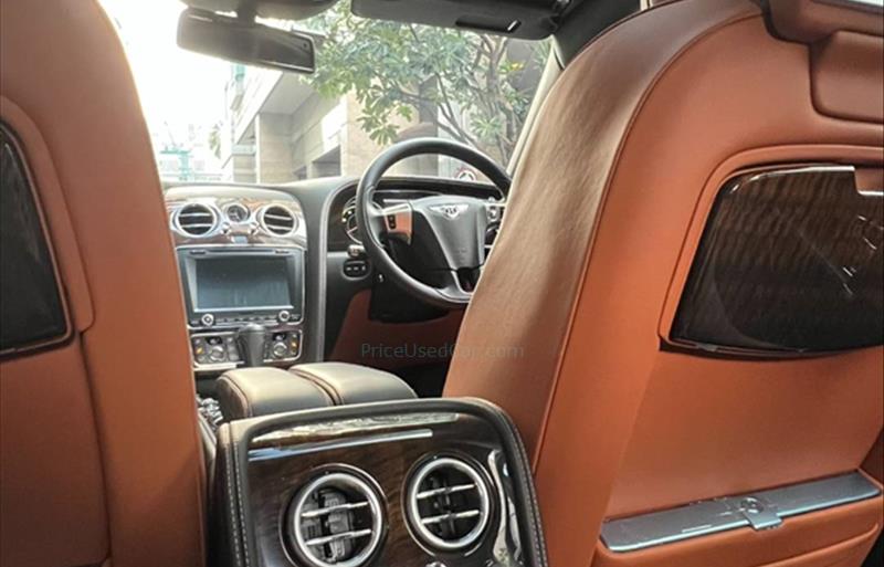 ขายรถยนต์มือสอง-bentley-เบนท์ลี่ย์-flying-spur-รถปี2016-รหัส67431-5c84cfe5.jpg ขายรถยนต์มือสอง-bentley-เบนท์ลี่ย์-flying-spur-รถปี2016-รหัส67431-5c84cfe5.jpg
