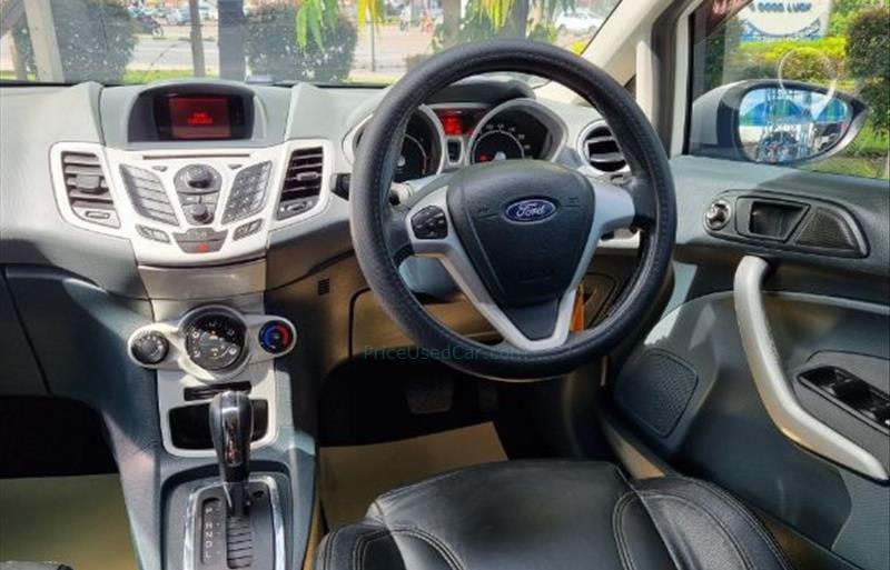 ขายรถเก๋งมือสอง-ford-ฟอร์ด-fiesta-เฟียสต้า-รถปี2013-รหัส67449-86ec3c7a.jpg ขายรถเก๋งมือสอง-ford-ฟอร์ด-fiesta-เฟียสต้า-รถปี2013-รหัส67449-86ec3c7a.jpg