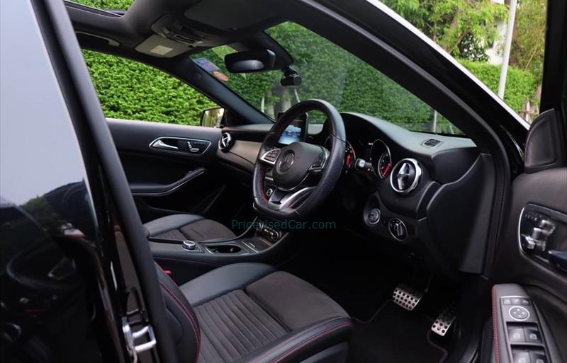 ขายรถเก๋งมือสอง-mercedes-benz-เมอร์เซเดสเบนซ์-gla250-รถปี2018-รหัส67528-6a59d2db.jpg ขายรถเก๋งมือสอง-mercedes-benz-เมอร์เซเดสเบนซ์-gla250-รถปี2018-รหัส67528-6a59d2db.jpg