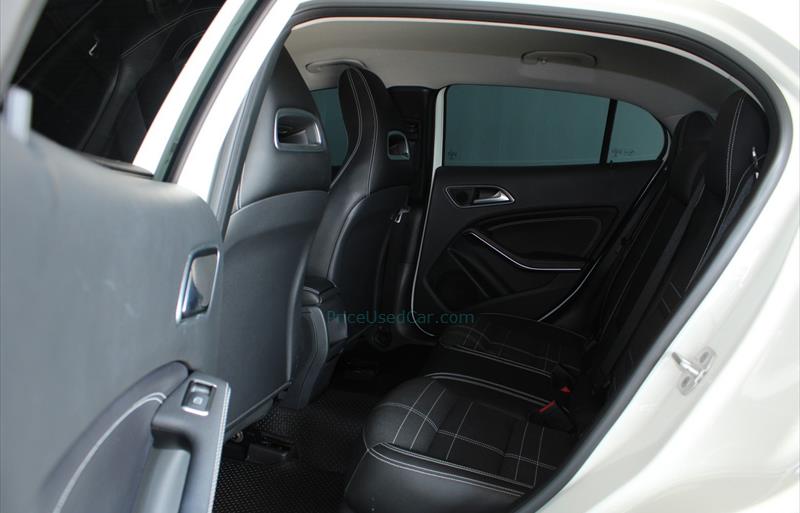ขายรถเก๋งมือสอง-mercedes-benz-เมอร์เซเดสเบนซ์-gla200-รถปี2015-รหัส67536-df384881.jpg ขายรถเก๋งมือสอง-mercedes-benz-เมอร์เซเดสเบนซ์-gla200-รถปี2015-รหัส67536-df384881.jpg