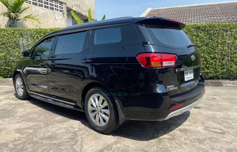 ขายรถตู้มือสอง kia grand-carnival รถปี2016 รหัส 67551 รูปที่3