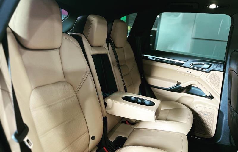 ขายรถ-suv-มือสอง-porsche-ปอร์เช่-cayenne-รถปี2016-รหัส67564-4a492546.jpg ขายรถ-suv-มือสอง-porsche-ปอร์เช่-cayenne-รถปี2016-รหัส67564-4a492546.jpg
