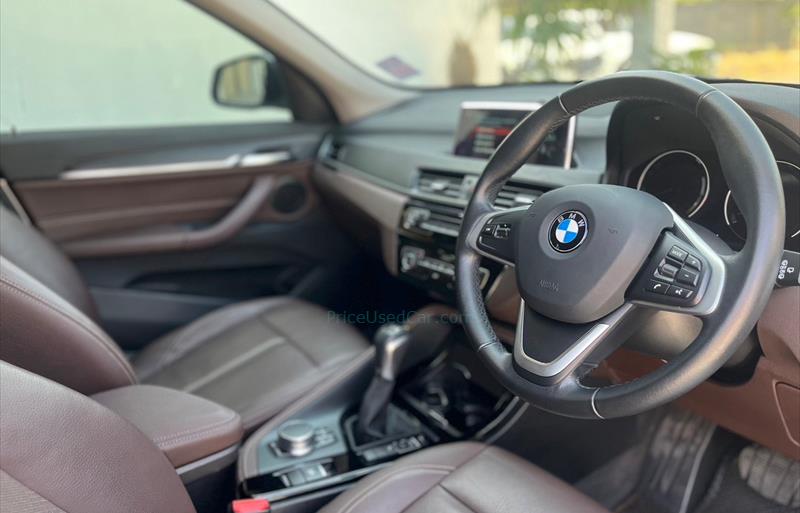ขายรถ-suv-มือสอง-bmw-บีเอ็มดับบลิว-x1-เอ็กซ์1-รถปี2020-รหัส67571-b7cc320f.jpg ขายรถ-suv-มือสอง-bmw-บีเอ็มดับบลิว-x1-เอ็กซ์1-รถปี2020-รหัส67571-b7cc320f.jpg