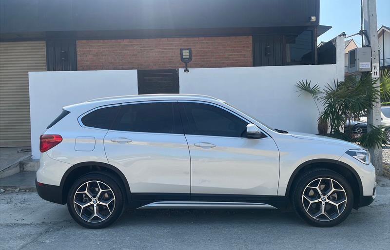 ขายรถ-suv-มือสอง-bmw-บีเอ็มดับบลิว-x1-เอ็กซ์1-รถปี2020-รหัส67571-ea804786.jpg ขายรถ-suv-มือสอง-bmw-บีเอ็มดับบลิว-x1-เอ็กซ์1-รถปี2020-รหัส67571-ea804786.jpg