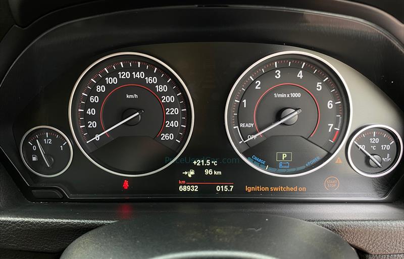 ขายรถเก๋งมือสอง-bmw-บีเอ็มดับบลิว-330e-รถปี2018-รหัส67572-507d6d3a.jpg ขายรถเก๋งมือสอง-bmw-บีเอ็มดับบลิว-330e-รถปี2018-รหัส67572-507d6d3a.jpg