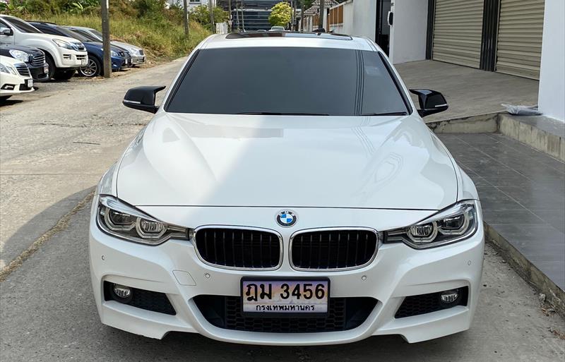 ขายรถเก๋งมือสอง-bmw-บีเอ็มดับบลิว-330e-รถปี2018-รหัส67572-e7f560f8.jpg ขายรถเก๋งมือสอง-bmw-บีเอ็มดับบลิว-330e-รถปี2018-รหัส67572-e7f560f8.jpg