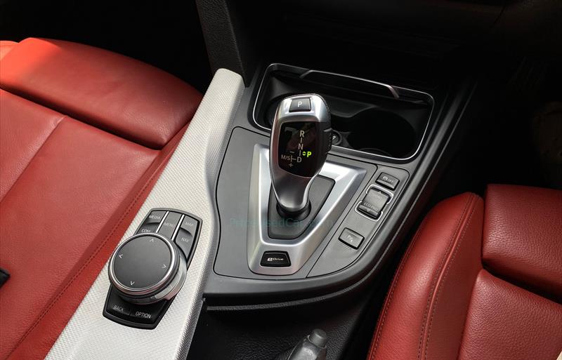 ขายรถเก๋งมือสอง-bmw-บีเอ็มดับบลิว-330e-รถปี2018-รหัส67572-fe0058a6.jpg ขายรถเก๋งมือสอง-bmw-บีเอ็มดับบลิว-330e-รถปี2018-รหัส67572-fe0058a6.jpg