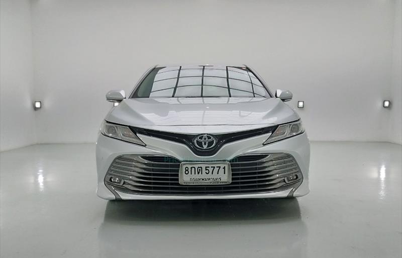 ขายรถเก๋งมือสอง-toyota-โตโยต้า-camry-คัมรี่-รถปี2019-รหัส67601-a6f6c1a8.jpg ขายรถเก๋งมือสอง-toyota-โตโยต้า-camry-คัมรี่-รถปี2019-รหัส67601-a6f6c1a8.jpg