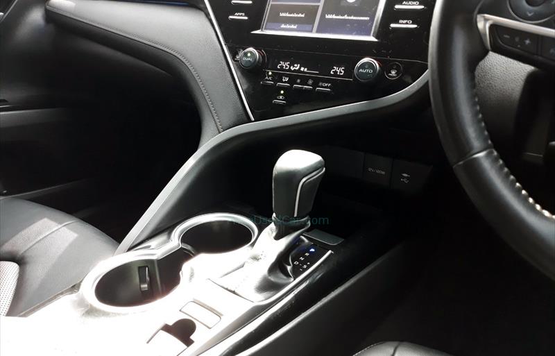 ขายรถเก๋งมือสอง-toyota-โตโยต้า-camry-คัมรี่-รถปี2019-รหัส67612-b1700690.jpg ขายรถเก๋งมือสอง-toyota-โตโยต้า-camry-คัมรี่-รถปี2019-รหัส67612-b1700690.jpg
