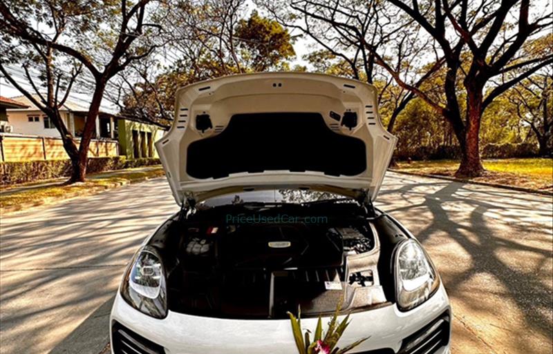 ขายรถ-suv-มือสอง-porsche-ปอร์เช่-cayenne-รถปี2021-รหัส67620-23473cd1.jpg ขายรถ-suv-มือสอง-porsche-ปอร์เช่-cayenne-รถปี2021-รหัส67620-23473cd1.jpg
