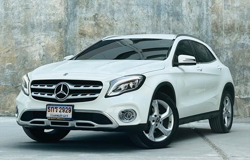รถเก๋งมือสอง MERCEDES BENZ GLA200 รถปี 2019