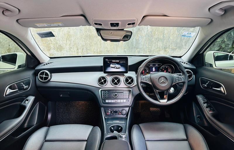 ขายรถเก๋งมือสอง-mercedes-benz-เมอร์เซเดสเบนซ์-gla200-รถปี2019-รหัส67629-ec0e2737.jpg ขายรถเก๋งมือสอง-mercedes-benz-เมอร์เซเดสเบนซ์-gla200-รถปี2019-รหัส67629-ec0e2737.jpg