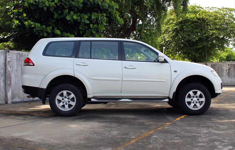 ขายรถอเนกประสงค์มือสอง mitsubishi pajero-sport รถปี2014 รหัส 67646 รูปที่7