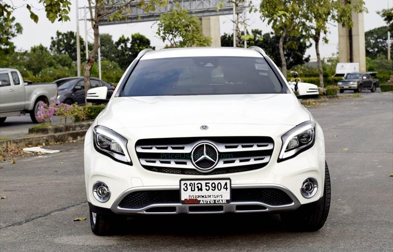 ขายรถ-suv-มือสอง-mercedes-benz-เมอร์เซเดสเบนซ์-gla-200-จีแอลเอ200-รถปี2018-รหัส67659-10b8e233.jpg ขายรถ-suv-มือสอง-mercedes-benz-เมอร์เซเดสเบนซ์-gla-200-จีแอลเอ200-รถปี2018-รหัส67659-10b8e233.jpg