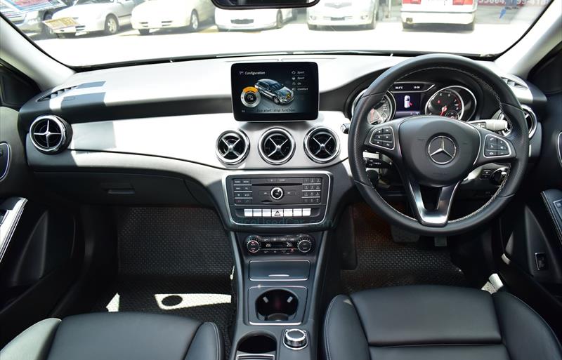 ขายรถ-suv-มือสอง-mercedes-benz-เมอร์เซเดสเบนซ์-gla-200-จีแอลเอ200-รถปี2018-รหัส67659-95eb38ac.jpg ขายรถ-suv-มือสอง-mercedes-benz-เมอร์เซเดสเบนซ์-gla-200-จีแอลเอ200-รถปี2018-รหัส67659-95eb38ac.jpg