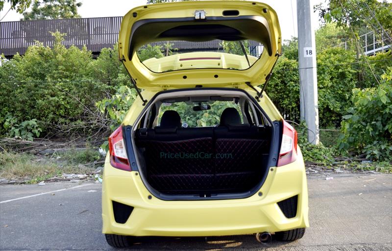 ขายรถเก๋งมือสอง-honda-ฮอนด้า-jazz-แจ๊ส-รถปี2014-รหัส67698-0cdef6f6.jpg ขายรถเก๋งมือสอง-honda-ฮอนด้า-jazz-แจ๊ส-รถปี2014-รหัส67698-0cdef6f6.jpg