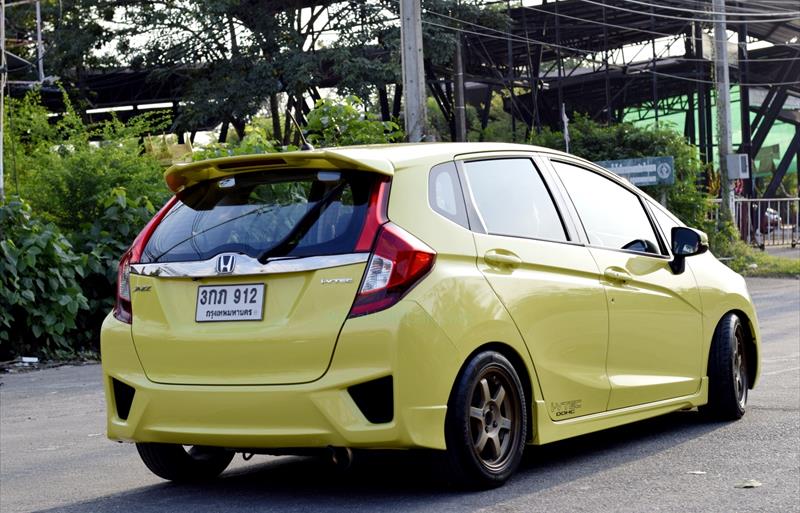 ขายรถเก๋งมือสอง honda jazz รถปี2014 รหัส 67698 รูปที่4