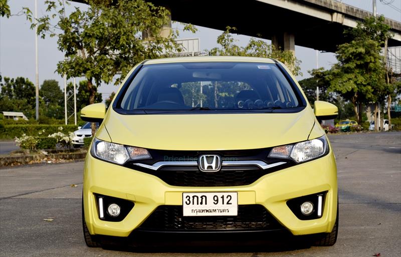 ขายรถเก๋งมือสอง honda jazz รถปี2014 รหัส 67698 รูปที่2