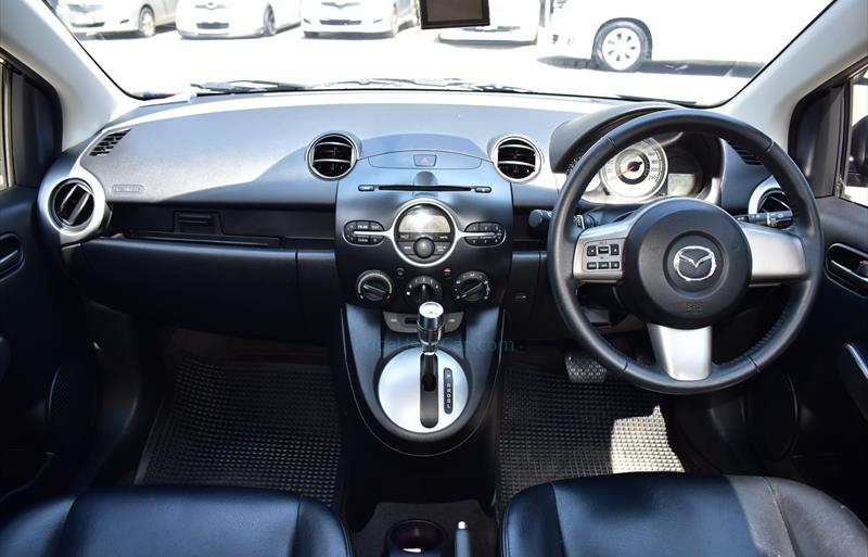 ขายรถเก๋งมือสอง-mazda-มาสด้า-2-สอง-รถปี2010-รหัส67699-d2b6b297.jpg ขายรถเก๋งมือสอง-mazda-มาสด้า-2-สอง-รถปี2010-รหัส67699-d2b6b297.jpg