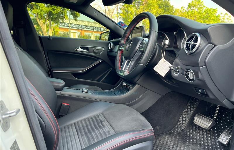 ขายรถเก๋งมือสอง-mercedes-benz-เมอร์เซเดสเบนซ์-cla220-cdi-รถปี2014-รหัส67712-888f474a.jpg ขายรถเก๋งมือสอง-mercedes-benz-เมอร์เซเดสเบนซ์-cla220-cdi-รถปี2014-รหัส67712-888f474a.jpg