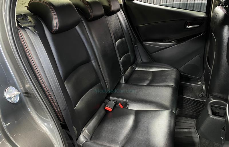 ขายรถเก๋งมือสอง-mazda-มาสด้า-2-สอง-รถปี2019-รหัส67746-cc947c48.jpg ขายรถเก๋งมือสอง-mazda-มาสด้า-2-สอง-รถปี2019-รหัส67746-cc947c48.jpg