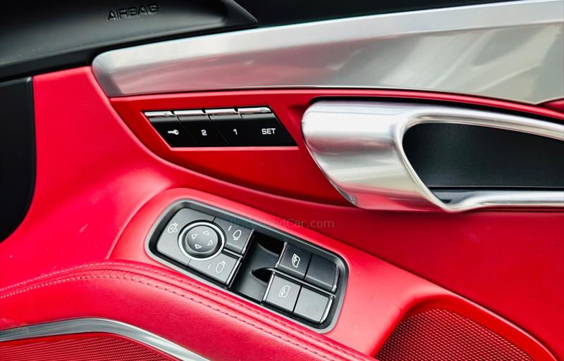 ขายรถเก๋งมือสอง-porsche-ปอร์เช่-boxster-รถปี2017-รหัส67747-6031e125.jpg ขายรถเก๋งมือสอง-porsche-ปอร์เช่-boxster-รถปี2017-รหัส67747-6031e125.jpg