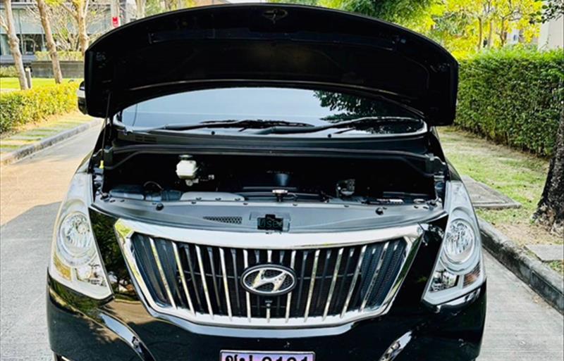 ขายรถตู้มือสอง-hyundai-ฮุนได-h-1-เอชวัน-รถปี2017-รหัส67763-082897fd.jpg ขายรถตู้มือสอง-hyundai-ฮุนได-h-1-เอชวัน-รถปี2017-รหัส67763-082897fd.jpg