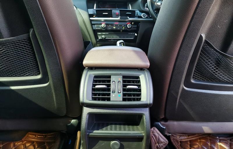 ขายรถ-suv-มือสอง-bmw-บีเอ็มดับบลิว-x3-เอ็กซ์3-รถปี2018-รหัส67765-43d08f53.jpg ขายรถ-suv-มือสอง-bmw-บีเอ็มดับบลิว-x3-เอ็กซ์3-รถปี2018-รหัส67765-43d08f53.jpg