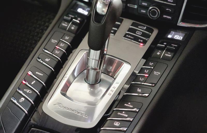 ขายรถเก๋งมือสอง-porsche-ปอร์เช่-panamera-รถปี2014-รหัส67768-d4ab5516.jpg ขายรถเก๋งมือสอง-porsche-ปอร์เช่-panamera-รถปี2014-รหัส67768-d4ab5516.jpg