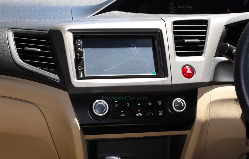 ขายรถเก๋งมือสอง-honda-ฮอนด้า-civic-ซีวิค-รถปี2012-รหัส67775-00e3b187.jpg ขายรถเก๋งมือสอง-honda-ฮอนด้า-civic-ซีวิค-รถปี2012-รหัส67775-00e3b187.jpg