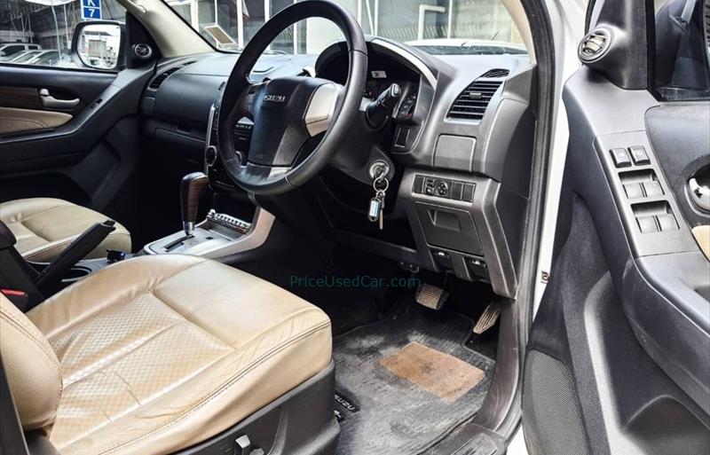 ขายรถอเนกประสงค์มือสอง isuzu mu-x รถปี2014 รหัส 67785 รูปที่6